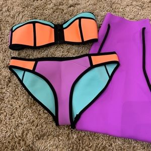 TRIANGLE SWIMSUIT